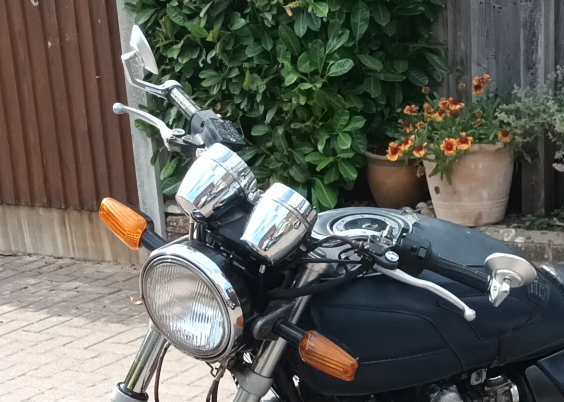 New mirrors fitted narrow shot